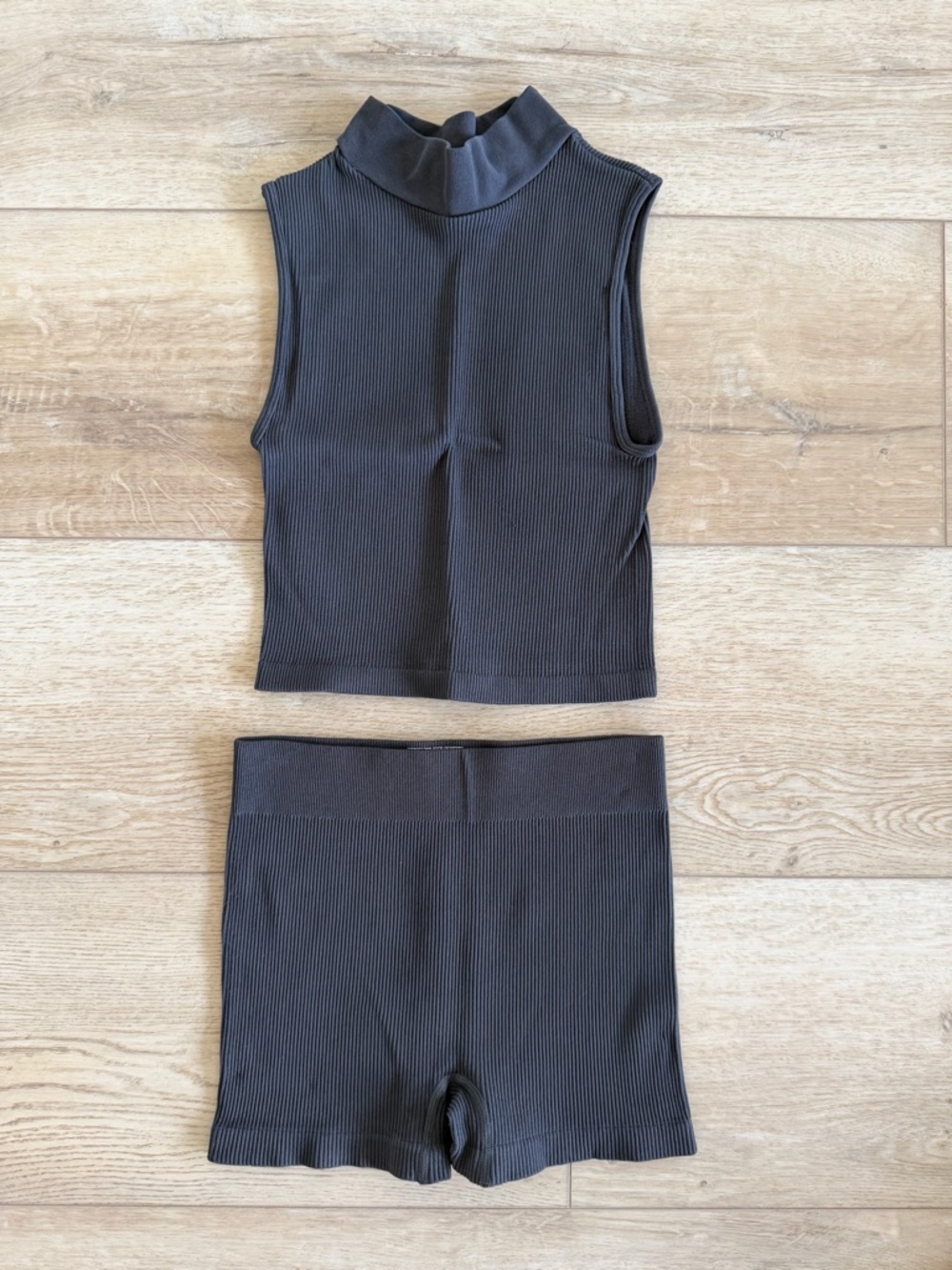 PrettyLittleThing Gray Ribbed Athletic Shorts Set